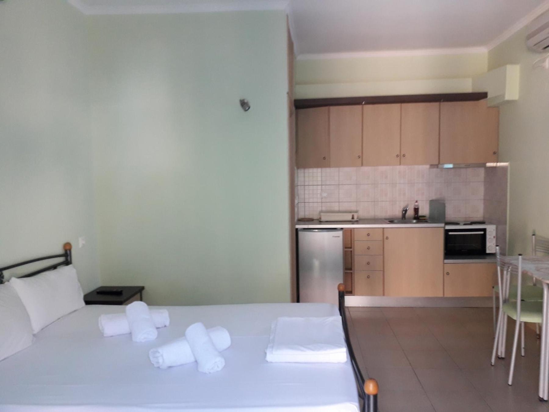 Agios Nikitas Dolphins Apartment Luaran gambar
